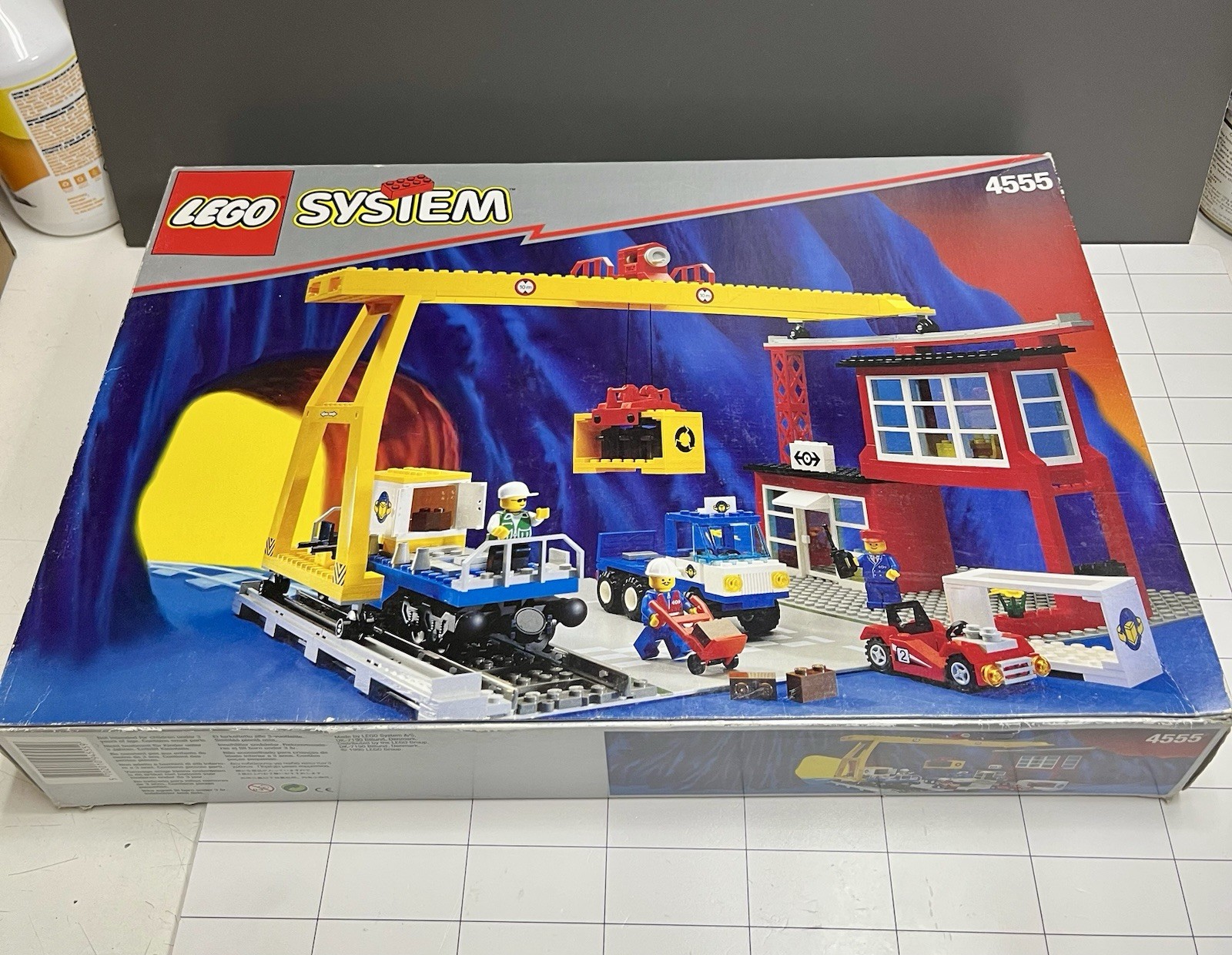 Lego 4555 Cargo Station Train 9v Complete Instruction Box