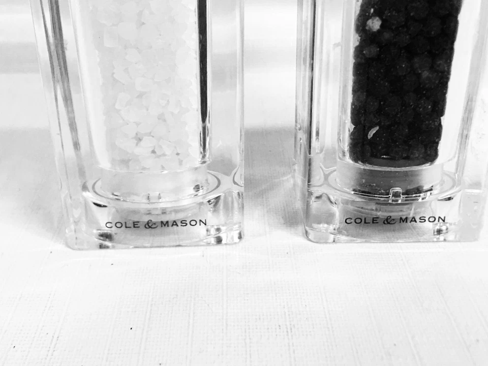 Cole & Mason H33501P Cube Clear Salt & Pepper Mill Precision Acrylic Set - Image 4 of 4