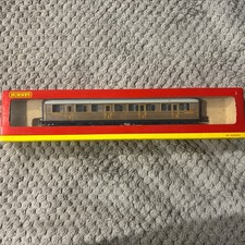 Hornby 00 Gauge Composite Coach LNER 4062C