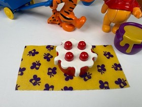 LEGO Duplo 2987 Winnie The Pooh  Welcome To The Hundred Acre Wood 1999 Complete