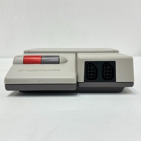Nintendo AV Famicom Console HVC-101 2 Dogbone Controllers Tested kuchibashi17
