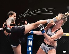 Surprise Ronda Rousey Autograph Cards, Belts in 2013 Topps UFC Knockout 19