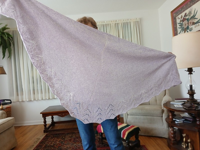WOMENS SHAWL HANDKNIT NEW    #96
