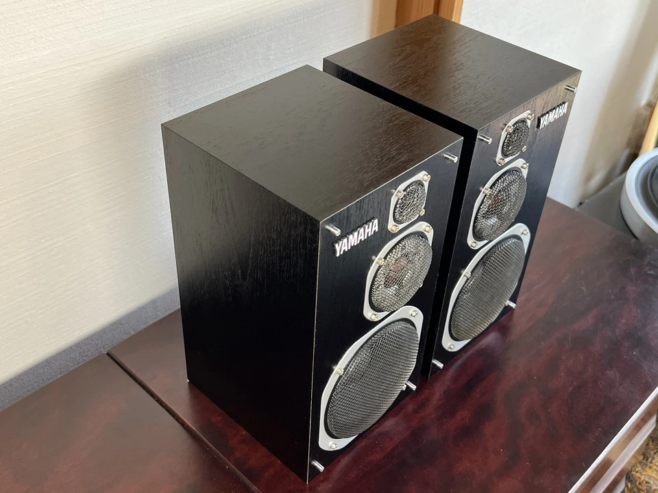 YAMAHA NS-1000MM Mini Studio Monitor Speaker L&R Pair good condition Excellent - Image 4 of 4