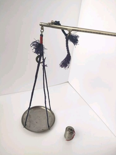 Vintage Japanese Scale Hanging Balance Beam Metal Bar Weight Tradition Japan - Picture 5 of 15