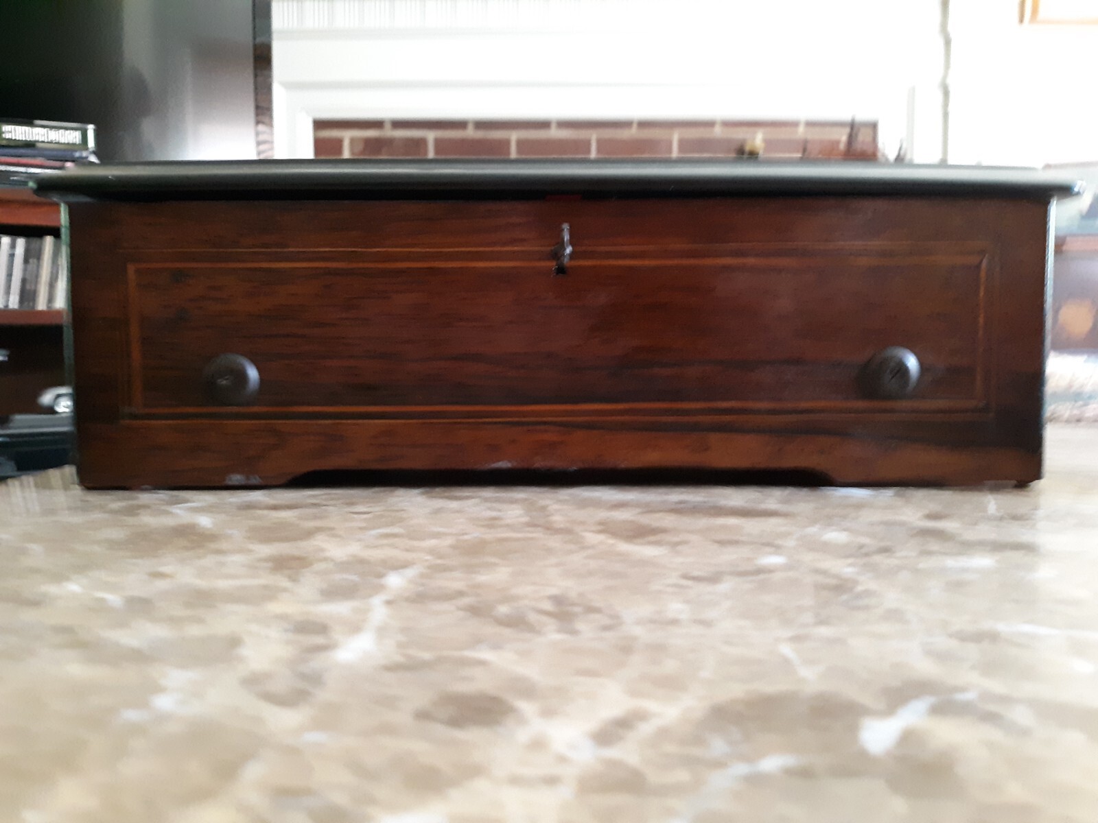 Antique 1800's music box Swiss 6 Airs Etouffoirs en Acier 