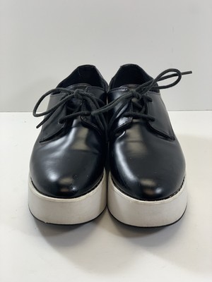 black flatform shoes