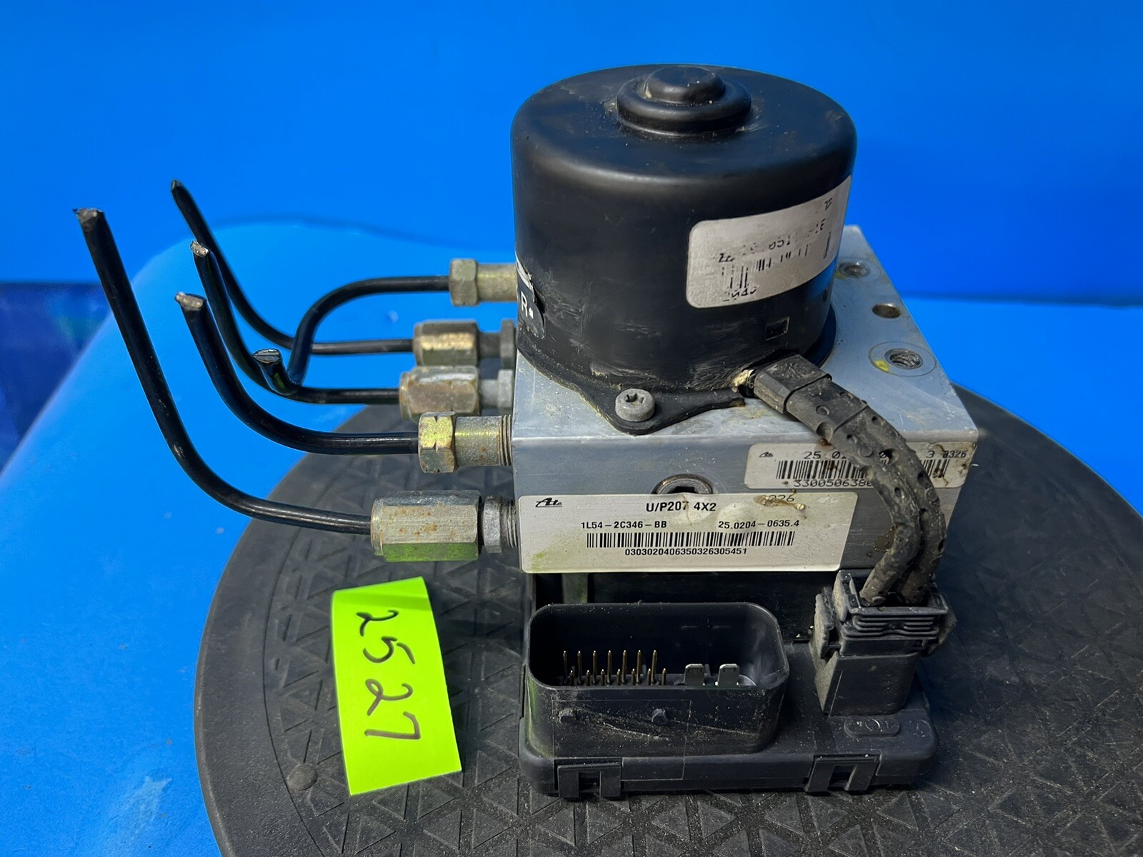 20012002 FORD EXPLORER ANTI LOCK BRAKE ABS ELECTRIC PUMP MODULE, OEM