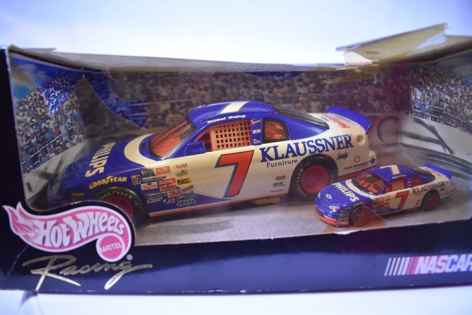 Diecast Hot Wheels NASCAR Mattel #7 Racing escala 1:24 y 1:64 caja dañada ver foto Foto 2 de 4