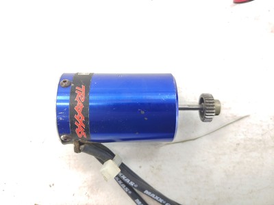 Traxxas velineon мотор