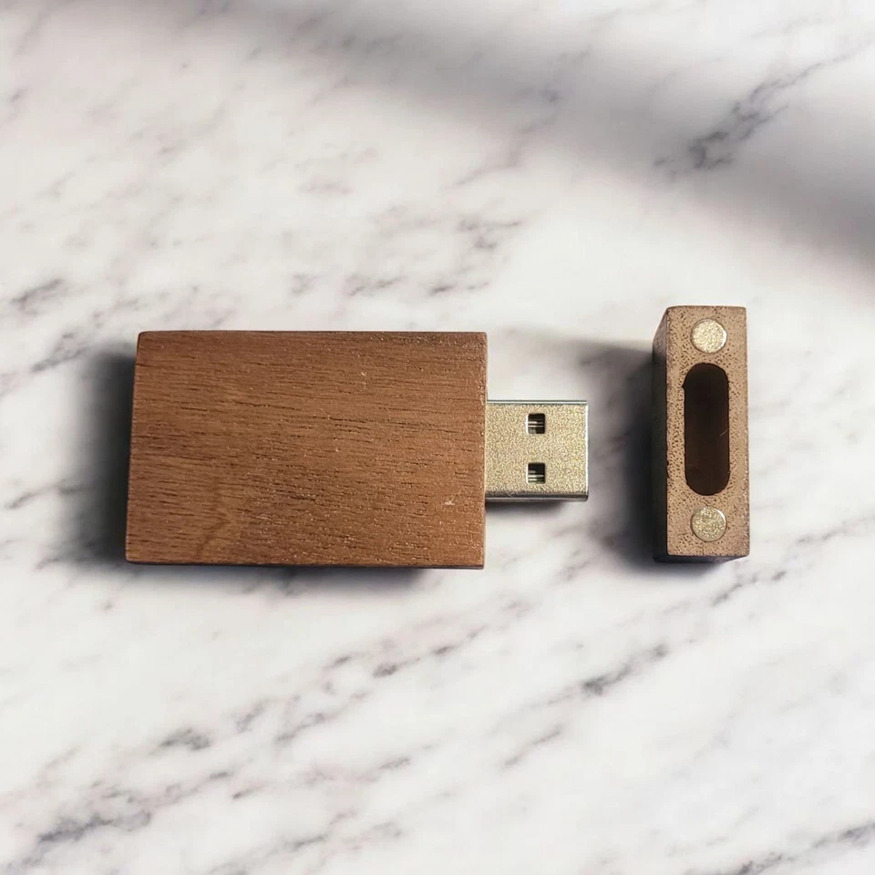 Wood Enclosed USB 3.0 Flash Drive Memory Stick Thumb 14Gb W Cap - Image 2 of 4