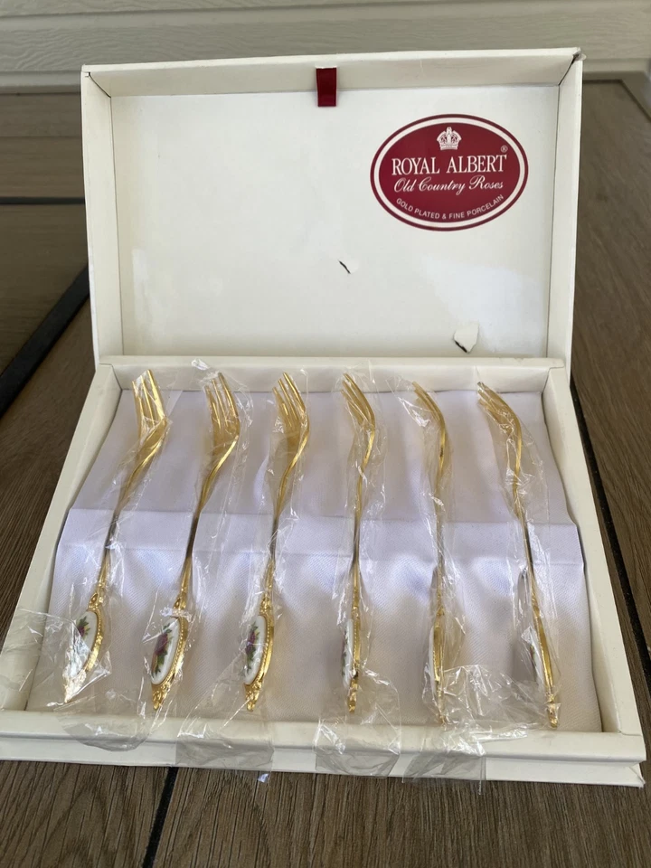 Horquillas para pasteles Royal Albert Old Country Roses chapadas en oro (6) + ¡ENVÍO RÁPIDO! Foto 3 de 4