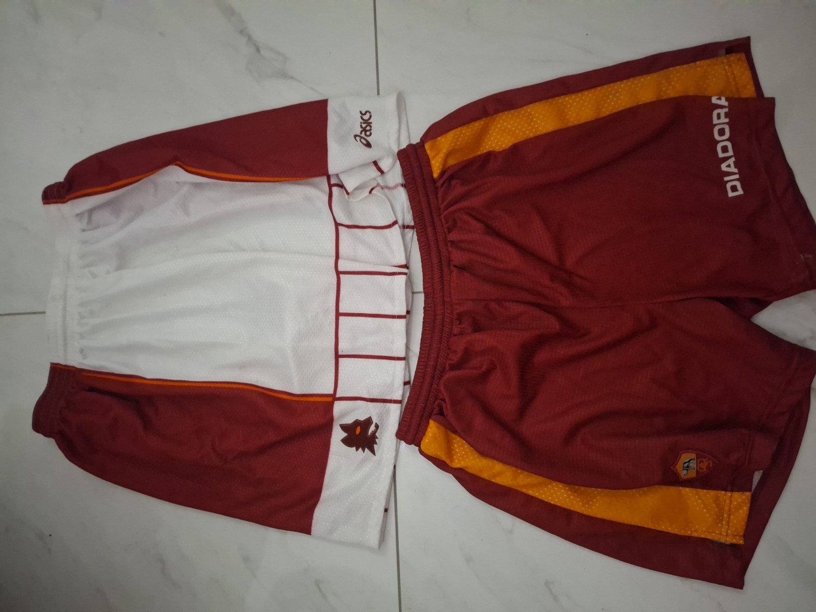 Diadora ASICS Pantaloncini calcio Roma bordeaux/bianco taglie L e XXL