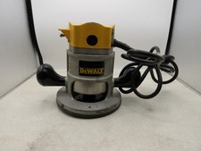 DEWALT CORDED ROUTER DW610  ACCESSORIES  CASE TDY029980 