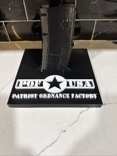 POF-USA. Soporte de exhibición/mantenimiento para rifle Patriot Ordinance Factory