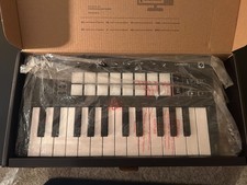 Novation Launchkey Mini Mk3 25 Mini-key Midi ...