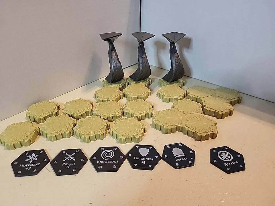 Magic The Gathering Arena of The Planeswalkers HEX SAND TILES & 6 Glyphs - Image 2 of 4
