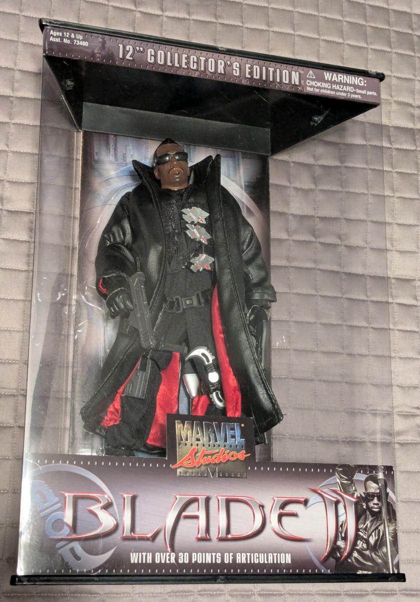 2002 Toybiz BLADE II 2 Figure 12