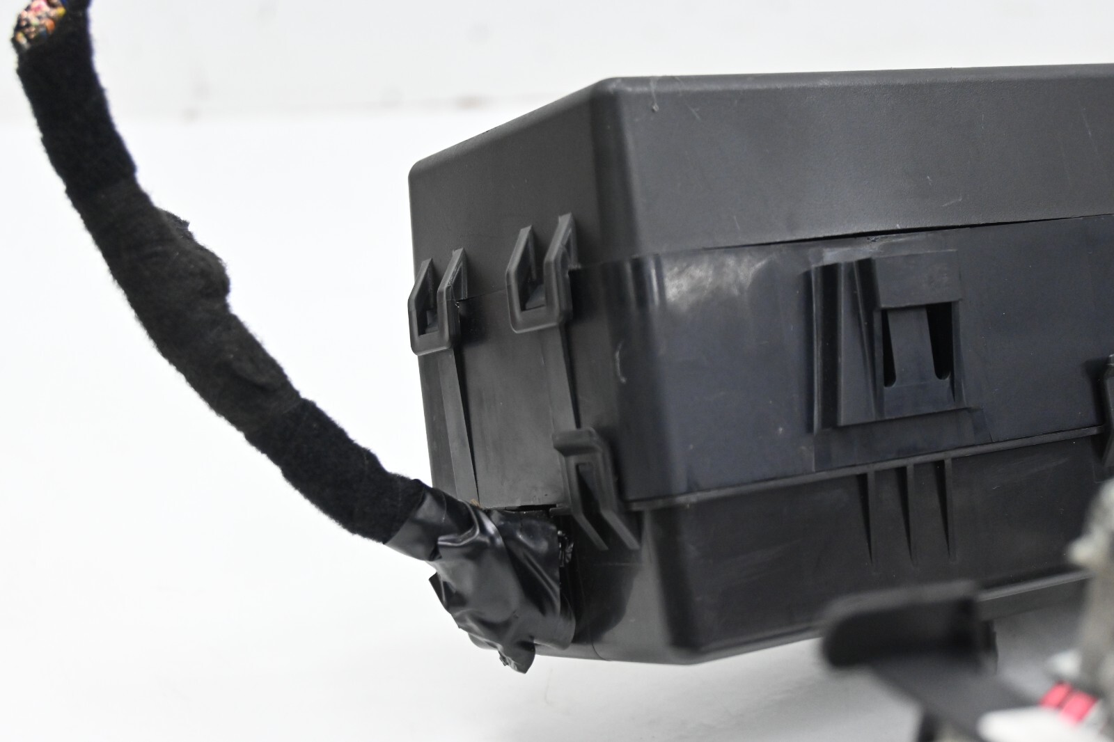 ⭐ 14-17 Maserati Ghibli Power Fuse Relay Box Switch Panel Unit Oem