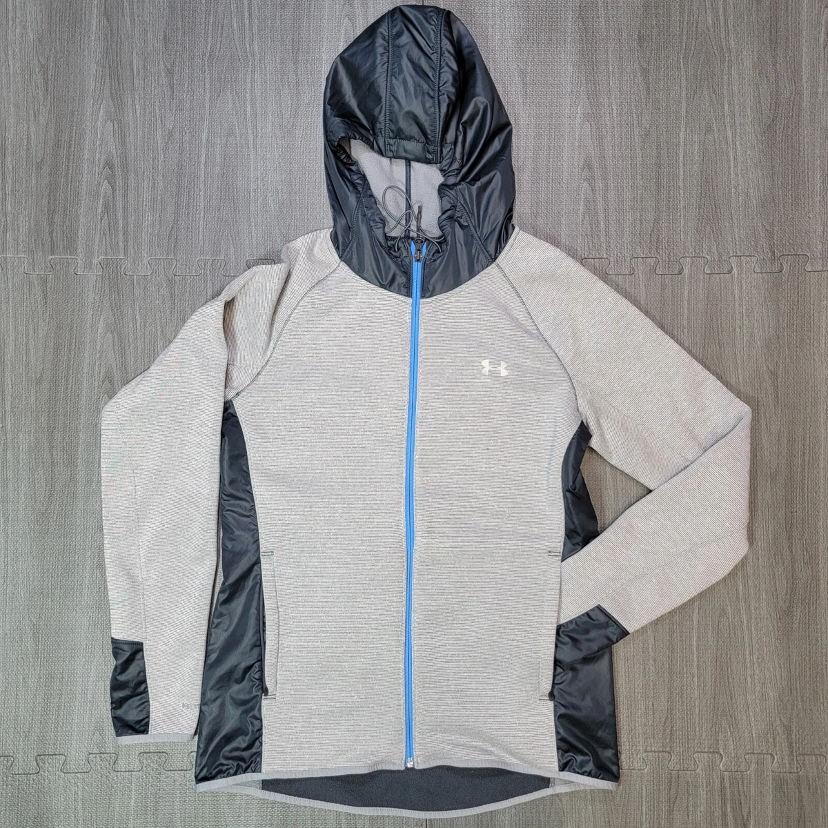 Under Armour Womens Full Zip Hoodie Size Medium Gray Loose Cold Gear Storm