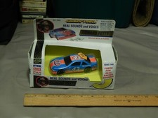 Richard Petty STP 43 "Sounds of Power" 1/43 Scale Stock Car 1992 Road Champs