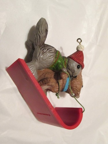 Hallmark 1976 Partridge Tree Train 1979 Downhill Run 1982 Raccoon Ornament Lot - Picture 5 of 9