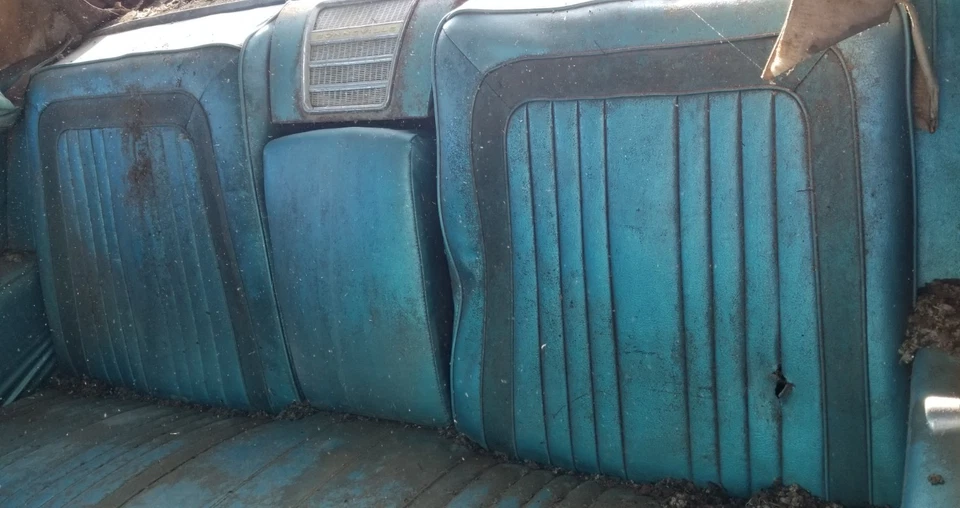 Seats Front & Rear Split Bench PARTING 1963 Pontiac Bonneville & Grand Prix GTO - Image 2 of 4