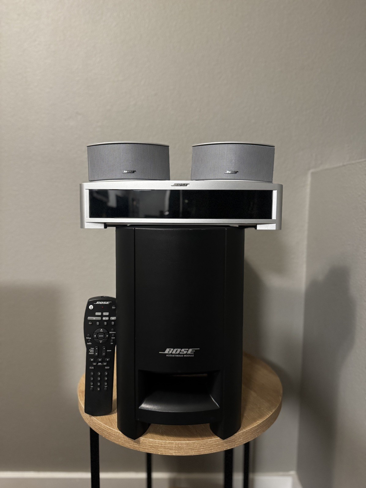Speakers Great Condition Remote