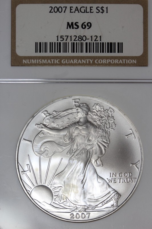 2007 NGC MS69 AMERICAN SILVER EAGLE #B51902
