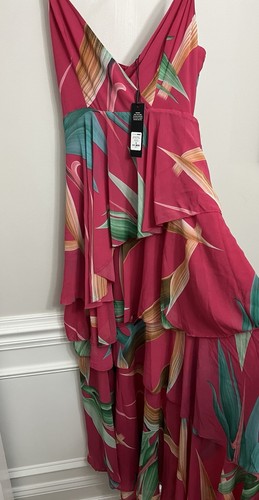 Neu mit Etikett Fashion Nova tropisches Stufen-Maxikleid Frühlingstraum rosa Größe Medium Strand - Bild 3 von 23