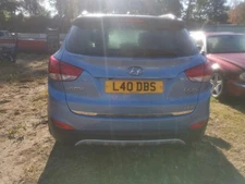 HYUNDAI IX35 MK1 LEFT FRONT HUB/STUB AXL.ASSY 517152Y000