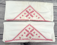 PAIR OF VINTAGE EMBROIDERED PILLOWCASES - 33" X 20" BETWEEEN QUEEN AND KING  4