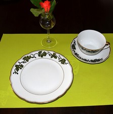 Gedeck Sammeltassen Service " Weinlaub " EIN UNIKAT !