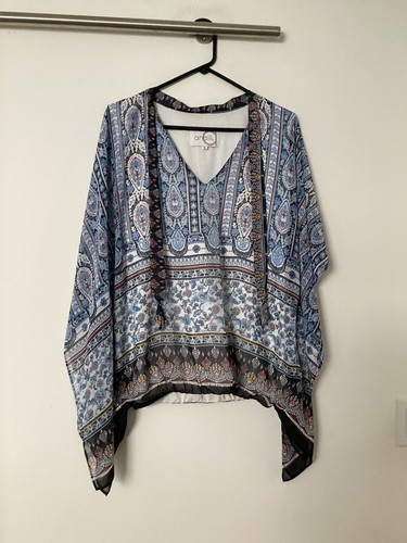 Analili Women's Dolman Sleeve Blouse Top Keyhole Neck Blue Floral Size Small - Picture 2 of 5
