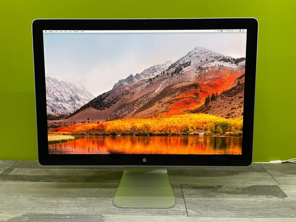 Apple Cinema Display LED A1267 24" LED Silver MB382LL/A - 1920x1200 MagSafe USB - Image 2 of 4
