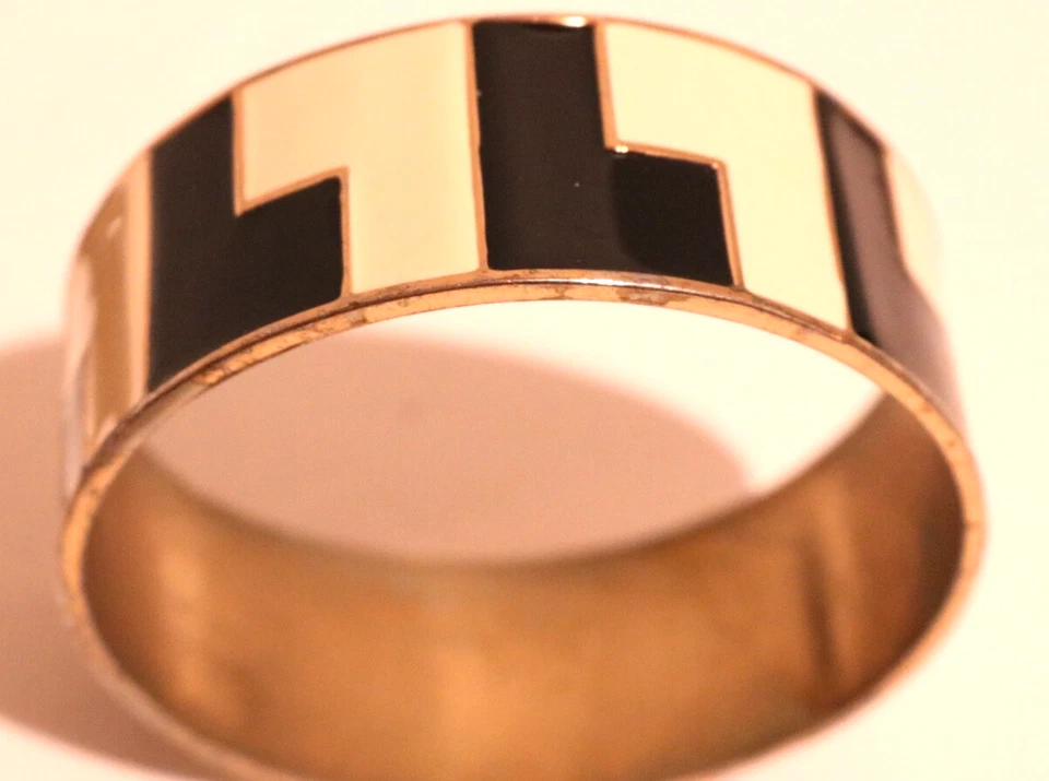 Pulsera L.A.M.B Fragancia Gwen Stefani Pre Dueño Foto 4 de 4