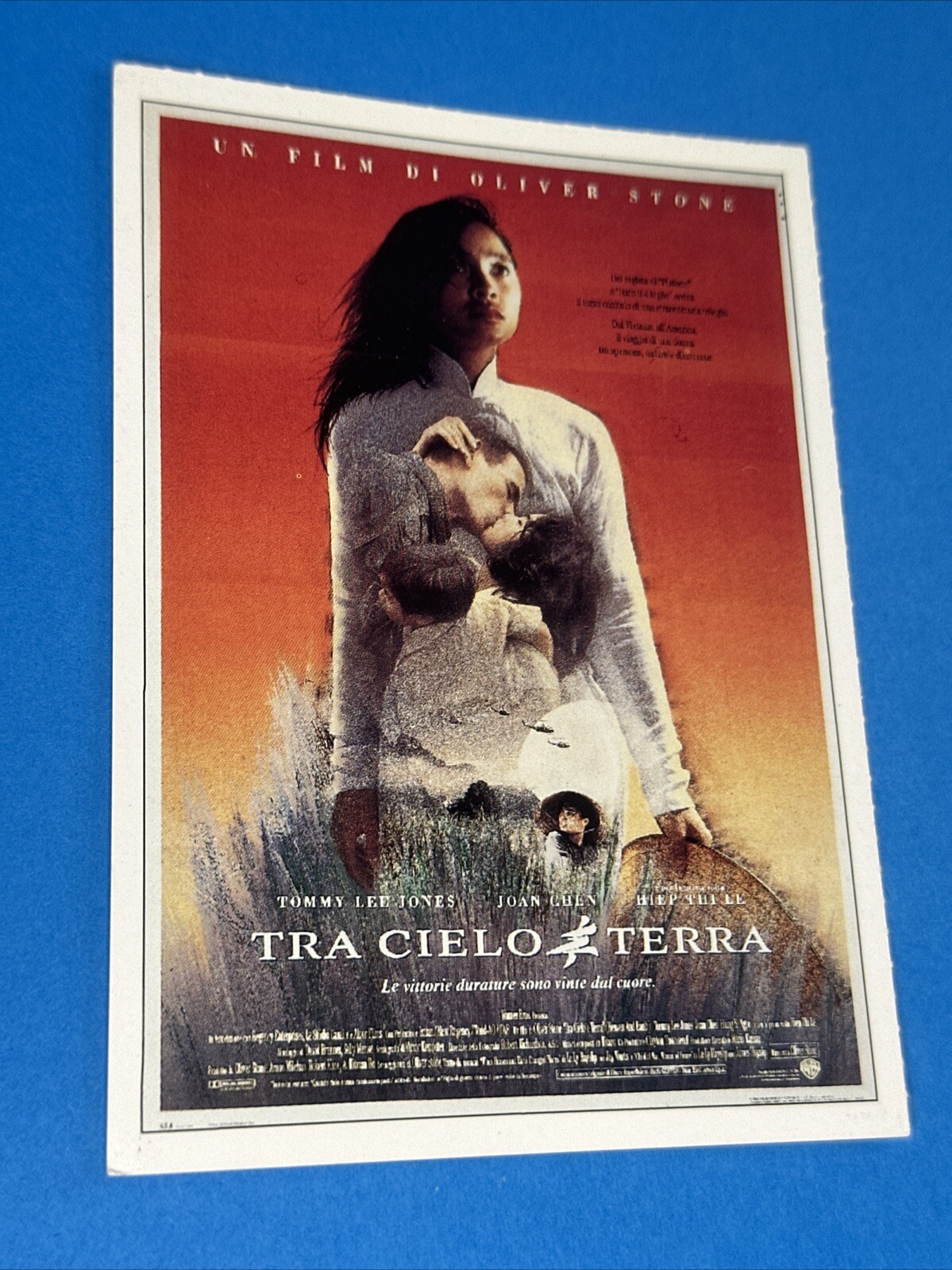 TRA CIELO E TERRA OLIVER STONE - Locandina Poster Versione Ufficiale
