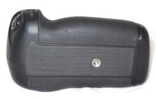 Nikon MB-D14 Grip for D600 or D610 - With Lithium Battery Tray