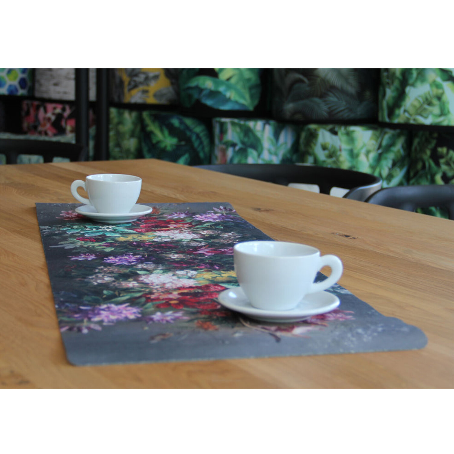 Chemin de table feutre Bertoni pour décoration repas de fête