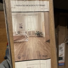 5.28 Sq Metres Everest Oak 8mm Laminate Flooring 3 Packs