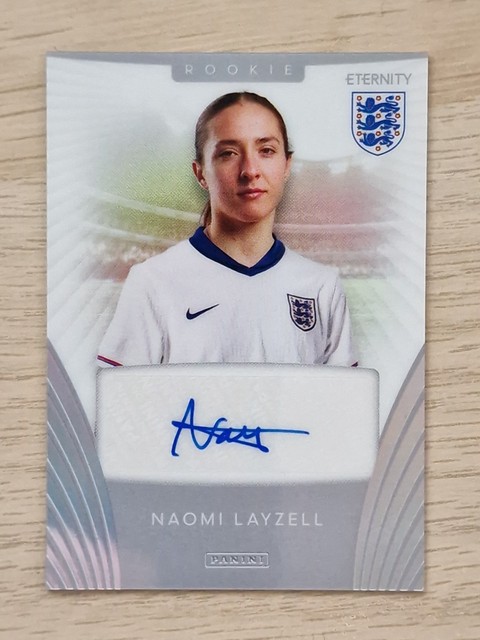 Panini Eternity Lionesses England Women 2025 Naomi Layzell ROOKIE Auto RC