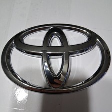 09 12 15 Toyota Venza Hood Emblem 75331 0t010 Oem Used