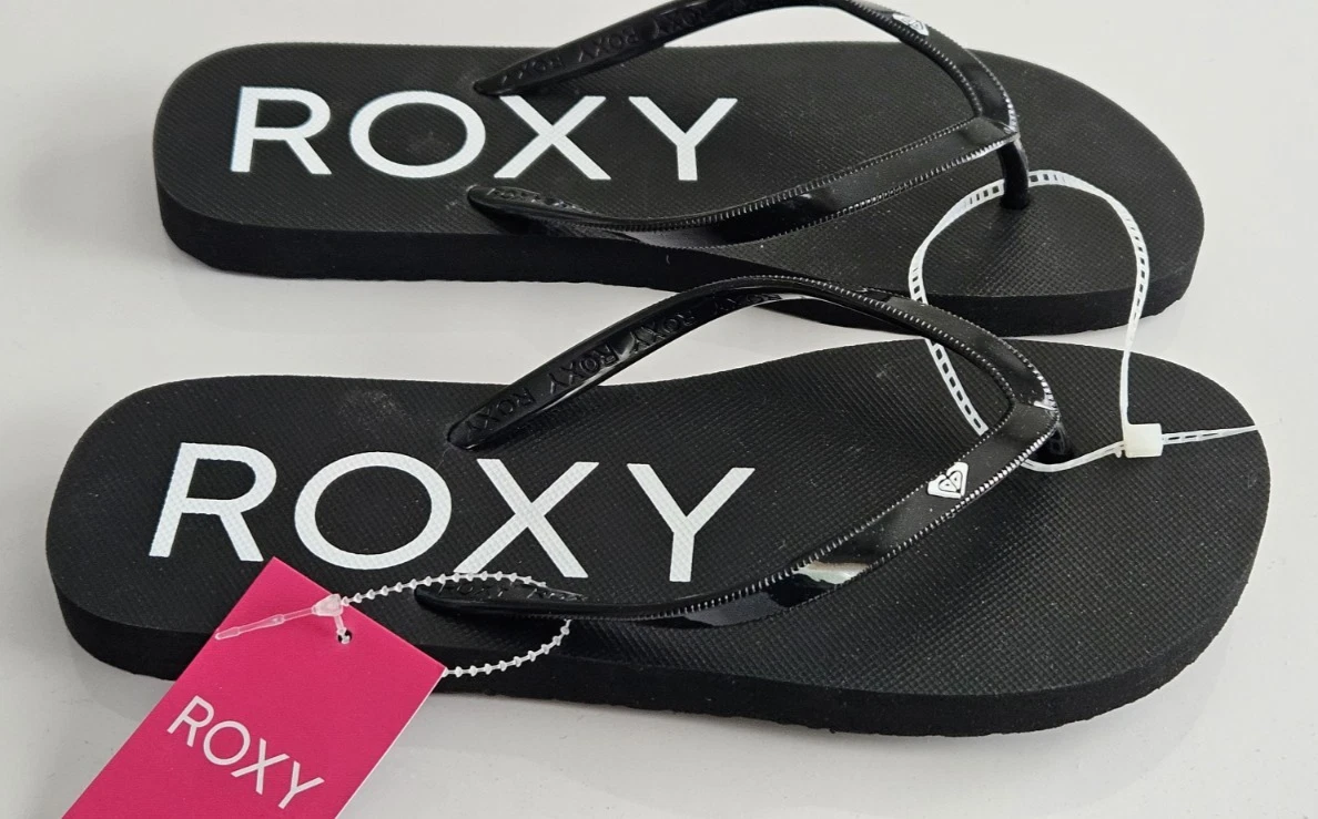 ROXY Women's Size 7 Melon III Black w/White Logo Flip Flops Sandals Summer NWT