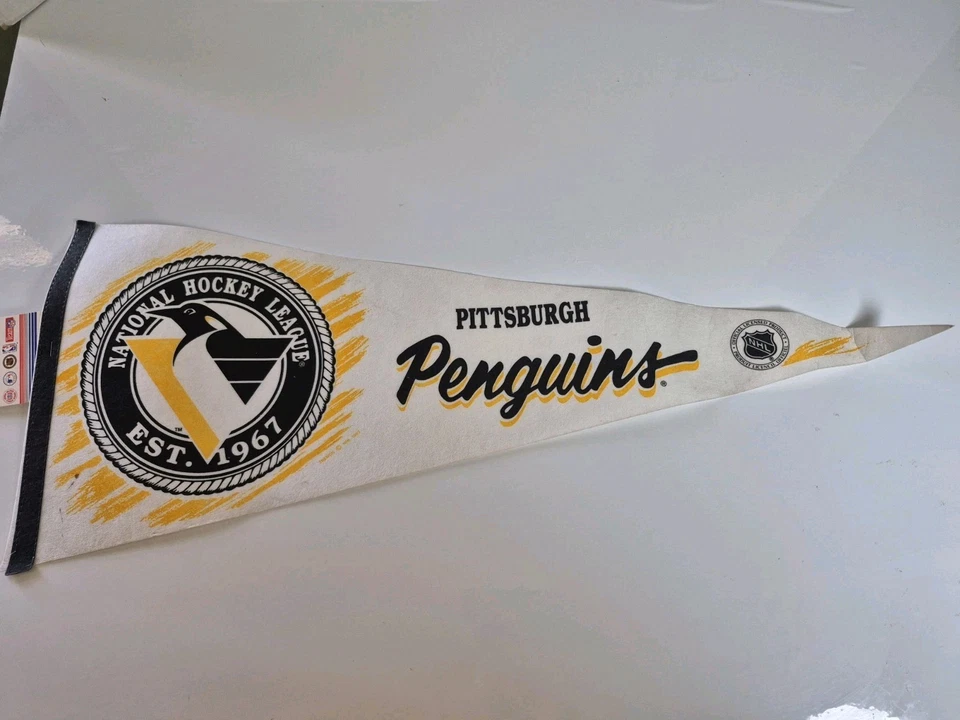 3 Trench Vintage 1990s Pennants 1 1993 Jacksonville Jaguars 2 More With Tags - Image 2 of 4