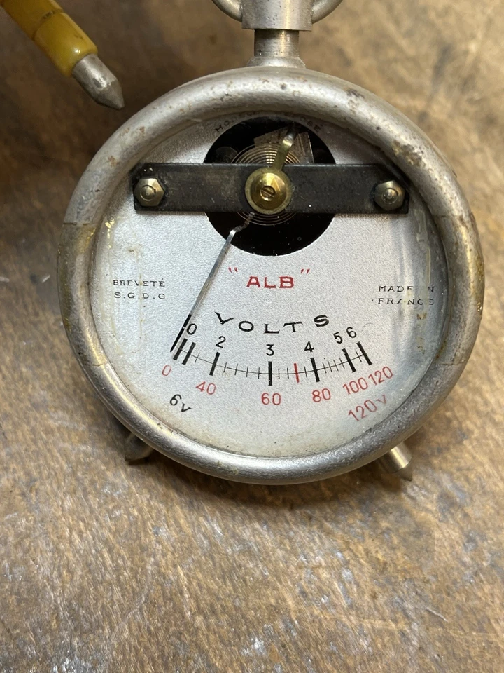 voltmètre ancien Outil De Mesure Réf N.2 - Photo 2/4