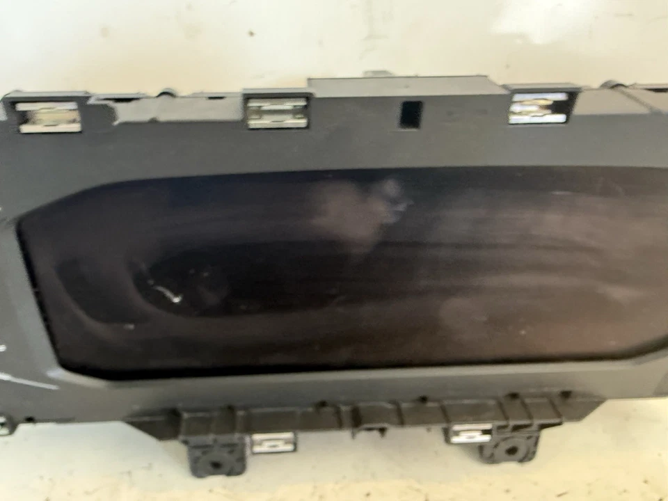 2019 2020 Volkswagen Jetta GLI Speedometer Cluster Mileage 17A-920-890 OEM 3692 Foto 2 de 4