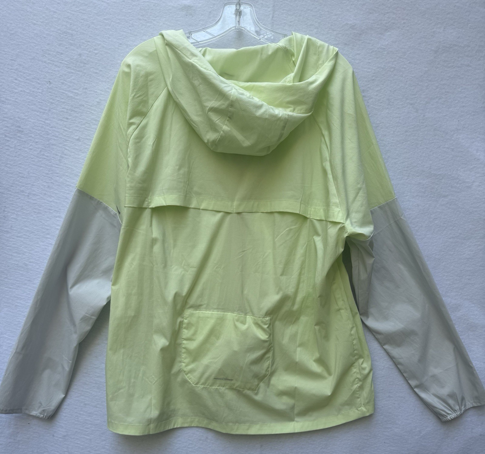 Nike Running Packable Windrunner Jacket Lime Ice … - image 5