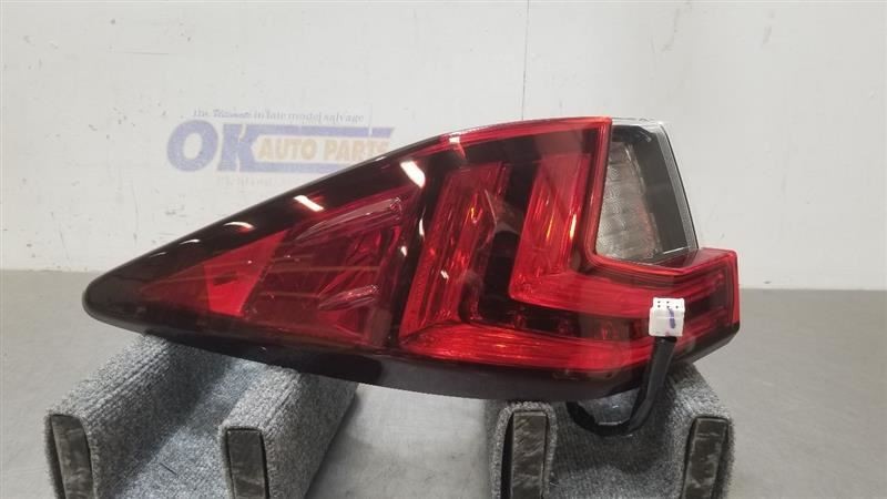 18 2018 LEXUS RX350L QUARTER MOUNTED INCANDESCENT TAIL LIGHT LAMP LEFT DRIVER