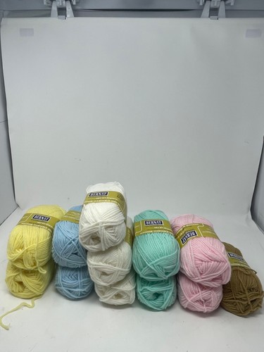 Bernat Germantown Acrylic Medium Worsted Weight Lot of 12 Skeins - 第 1/7 張圖片