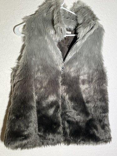 Womens Fever Faux Fur Vest 3 Tone Gray 
